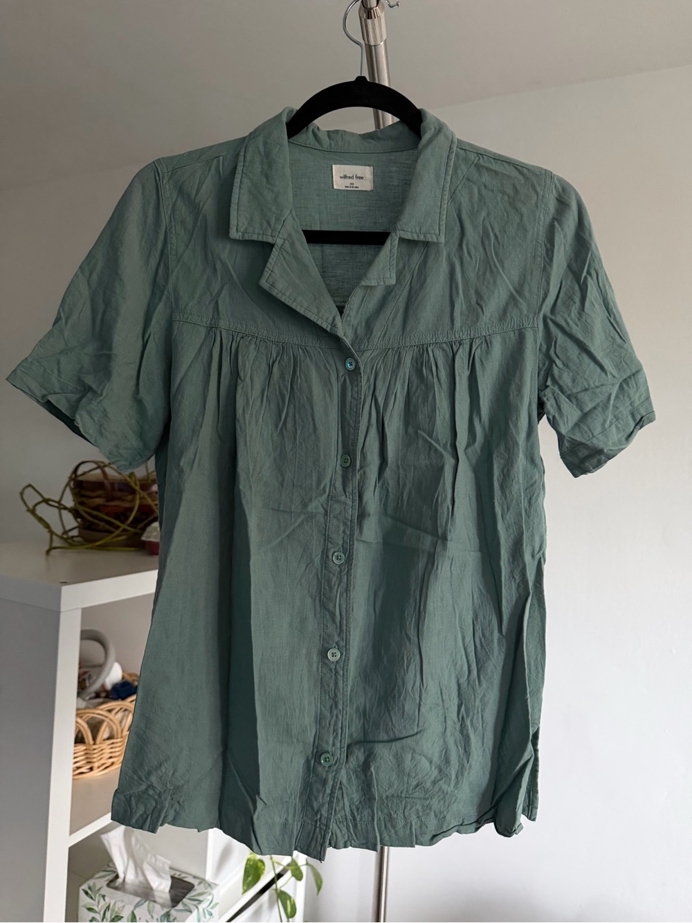 Wilfred Light Teal Short-Sleeve Button Front Blouse